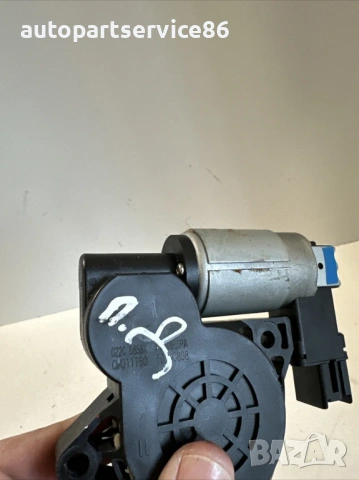 Мотор за преден десен прозорец за Mazda CX-7 2.2 MZR CD 173HP (2011) G22C5858X, снимка 2 - Части - 53625300