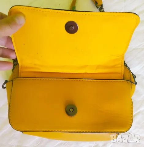 "River island"-нова чанта , снимка 3 - Чанти - 50361393