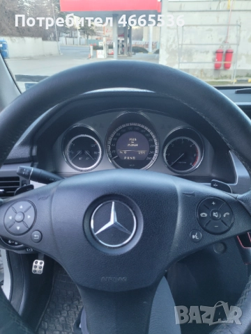 Мерцедес ГЛК 320, снимка 7 - Автомобили и джипове - 52603309