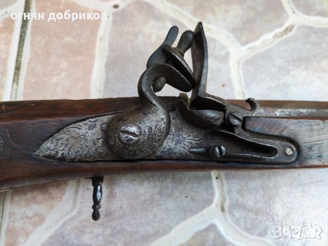 Кремъчна пушка с европейски механизъм, снимка 7 - Антикварни и старинни предмети - 45851059