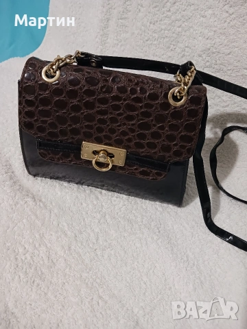 Лачвна чантичка, снимка 6 - Чанти - 53660502