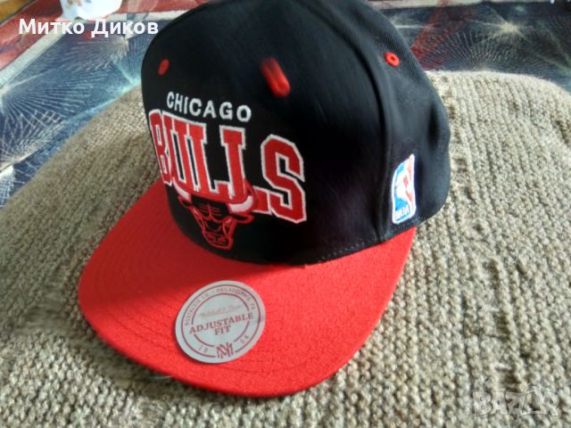 Чикаго Булс НБА баскетбол маркова бейзболна шапка на Мичел анд Несс Хардеуд Класик регулируема нова , снимка 2 - Баскетбол - 45545755