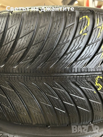 Гуми 245/40/17 Michelin зимни 2 броя, снимка 2 - Гуми и джанти - 53616160