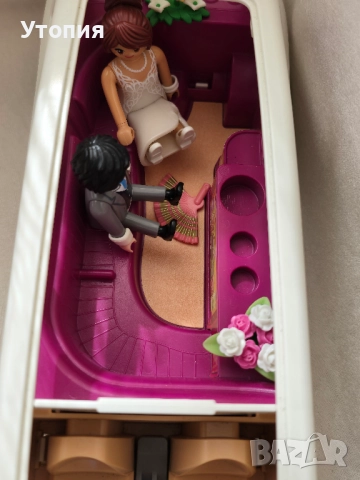 Playmobil лимузина с младоженци и шофьор, снимка 3 - Конструктори - 51435395