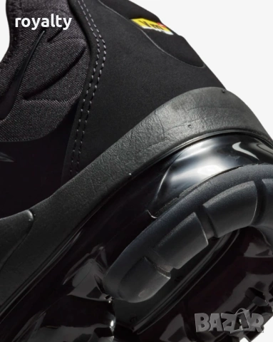 Спортни Нови Оригинални Обувки Nike Air VaporMax Plus Black/Black/Dark Grey, снимка 7 - Маратонки - 54045211