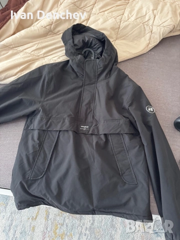 Ветровка Pull&Bear