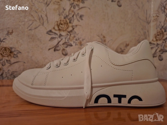 Бели Мъжки маратонки, снимка 2 - Кецове - 53125989