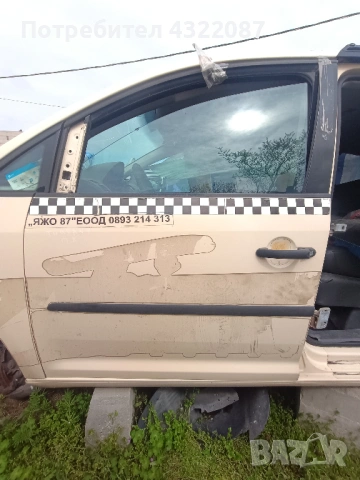 Врата / Врати Volkswagen Touran II 2011-2015 1.6 TDI 105к.с., снимка 4 - Части - 54229868