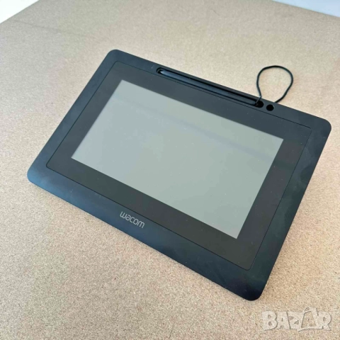 Графичен таблет за електронен подпис 10" WACOM DTU-1031X с писалка, снимка 4 - Таблети - 52254553