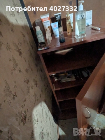 Комплект мебели- три гардероба и четири шкафа, снимка 12 - Шкафове - 54102746