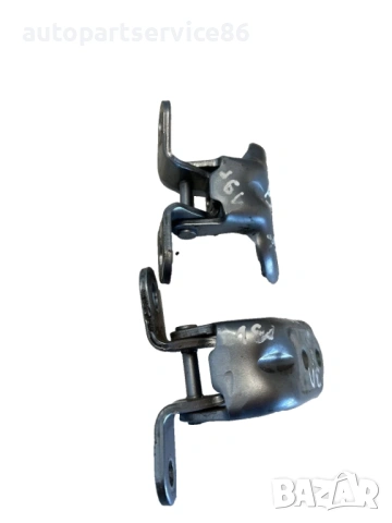 Задна горна и долна лява панта на врата за KIA Sportage 1.6 CRDi (2020)