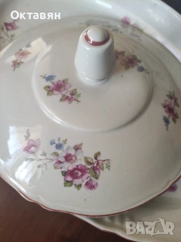 Порцеланов сервиз за хранене, снимка 6 - Сервизи - 54249443