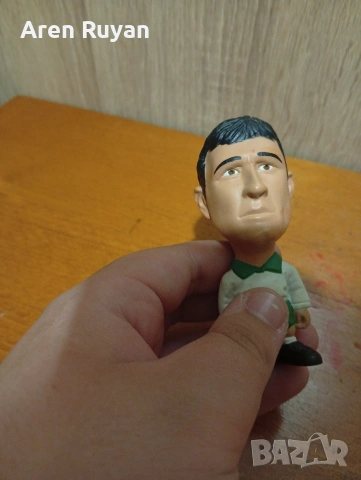 Мини фигурка на Христо Стоичков.Искупувано от Франция.Височина -8см. Широчина -2см