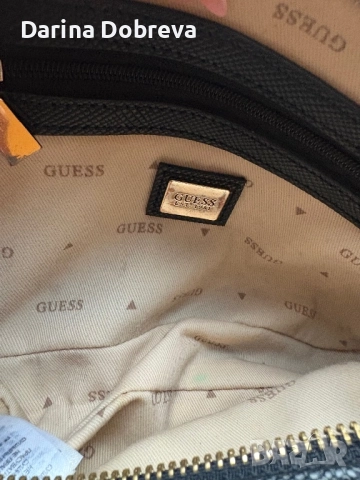 Дамска чанта Guess Noelle, снимка 8 - Чанти - 52319555