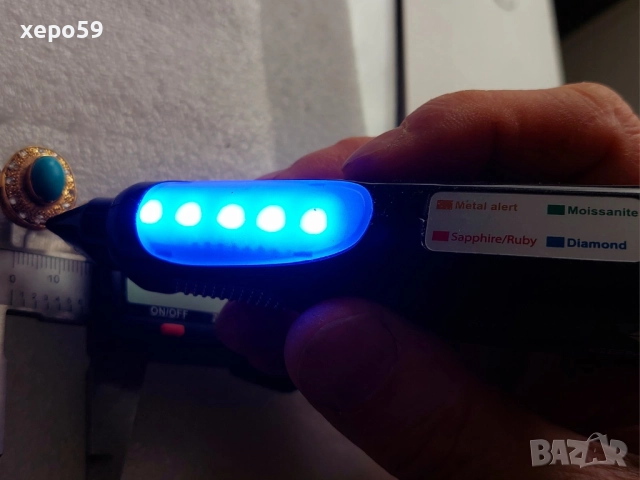 Лот златни пръстени с цитрин,корал,тюркуаз и диаманти,злато 750/цени,1800,900,750 евро., снимка 8 - Пръстени - 52307676