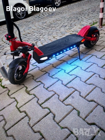 Ел тротинетка KAABO MANTIS 10 С Демфер, снимка 3 - Скутери и тротинетки - 53429944