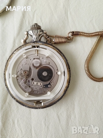 Bergland работещ голям швейцарски часовник , снимка 4 - Антикварни и старинни предмети - 54096283