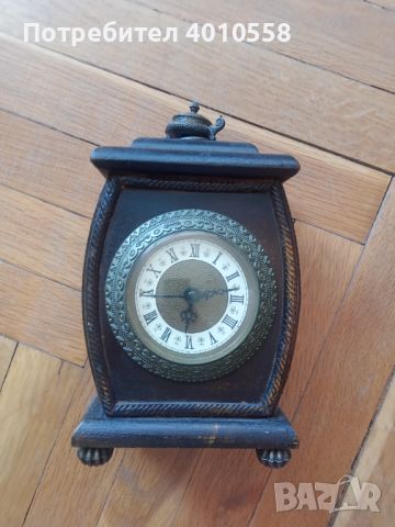 Антикварен дървен часовник, снимка 1 - Антикварни и старинни предмети - 46128682