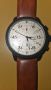 Продавам Английски електронен часовник HENLEY, снимка 1 - Дамски - 46005566