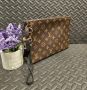 Louis Vuitton чанта клъч , снимка 1 - Чанти - 45798926