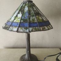 Настолна лампа в стил Тифани, снимка 2 - Настолни лампи - 45337169