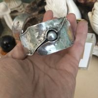Авторска гривна ковано сребро естествена перла , снимка 4 - Гривни - 45466428
