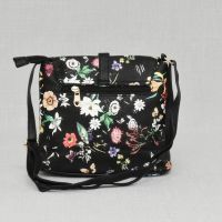 Дамски чанти летни свежи  цветове, снимка 16 - Чанти - 45860304
