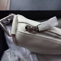 Налична чанта Prada  реплика, снимка 3 - Чанти - 45702329