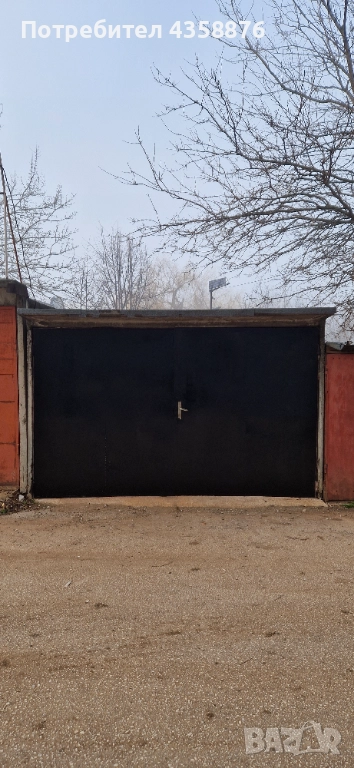 ПРОДАВАМ ГАРАЖ Ж.К ДЪБНИКА, снимка 1