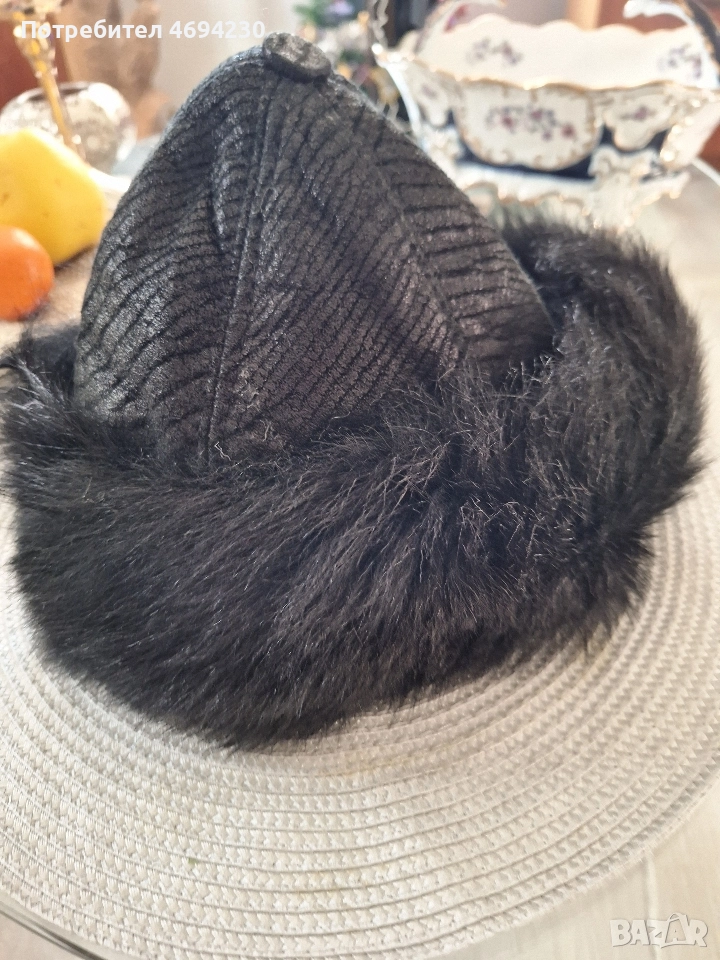 Зимна Велурена Топла шапка за зимата ., снимка 1