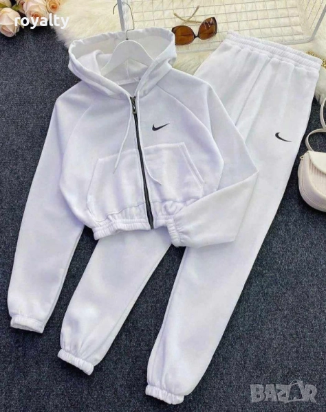 Nike спортен дамски комплект , снимка 1