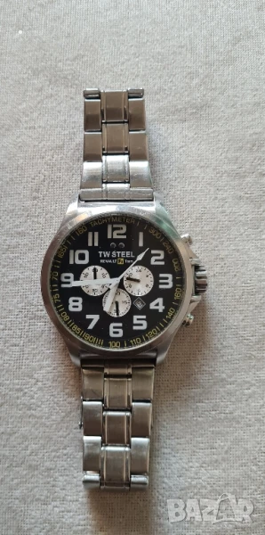 Часовник TW Steel TW673 Renault F1 Chronograph, снимка 1
