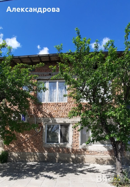 Къща на два етажа , снимка 1