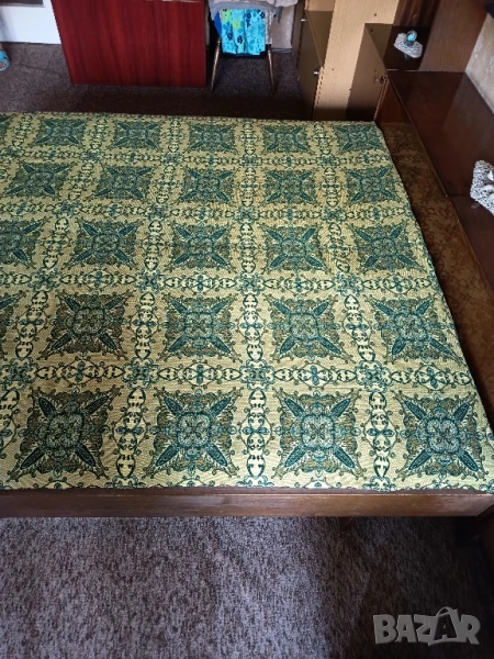 Жакардова дамсска за легло и др., снимка 1