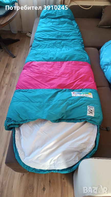 Пухен спален чувал, снимка 1