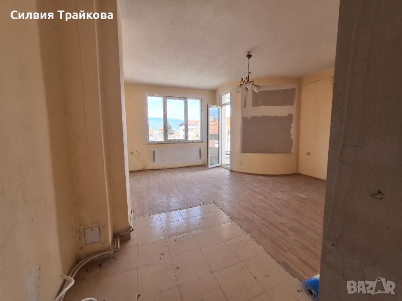 Тристаен апартамент за продажба в град Петрич , снимка 1