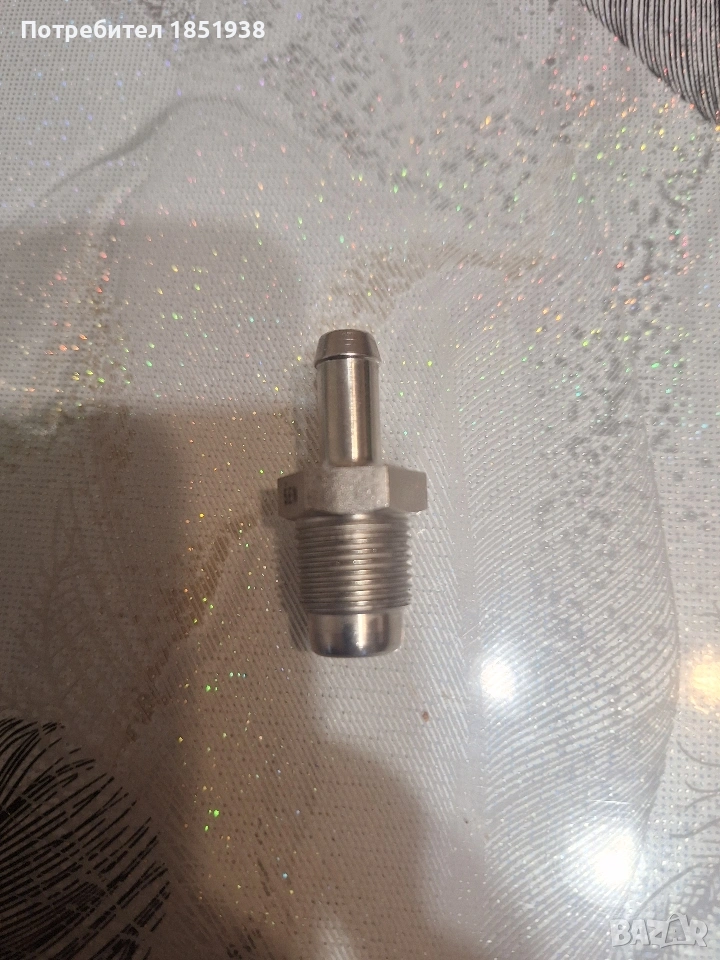 Продавам за Тойота ярис клапан картерни газове 12204-21013, снимка 1