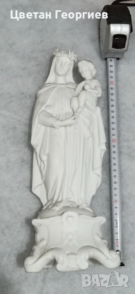 католическа статуетка на мадоната с младенеца, снимка 1