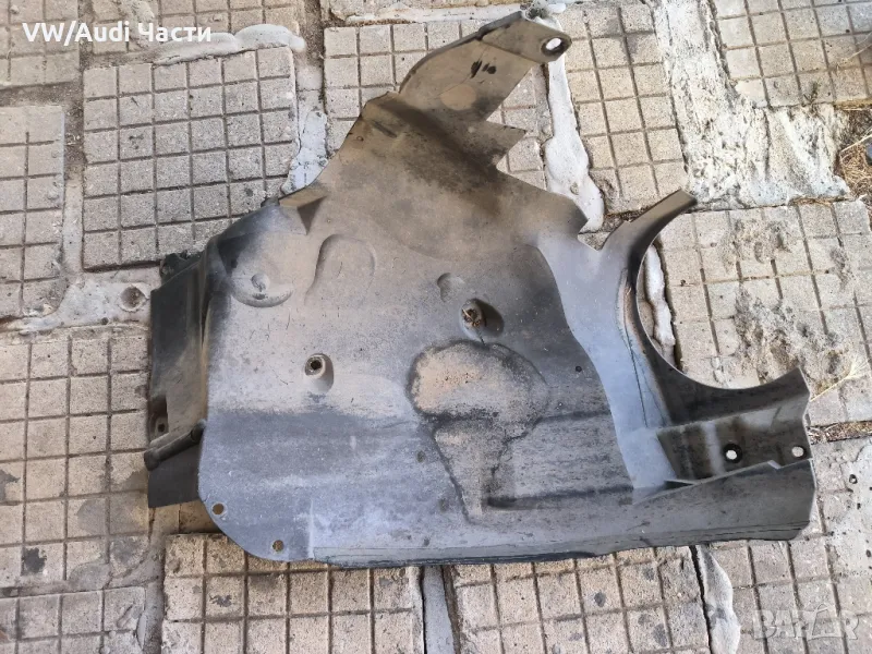 Преден ляв подкалник арка за Мерцедес Ц класа Mercedes Benz C class W203 A2038841122, снимка 1