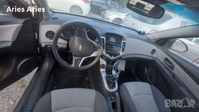 Chevrolet Cruze 2.0 TDI, Шавролет Круз на части!, снимка 11 - Автомобили и джипове - 46632007