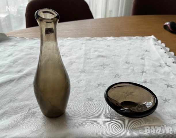 Вазичка и пепелник цветно стъкло