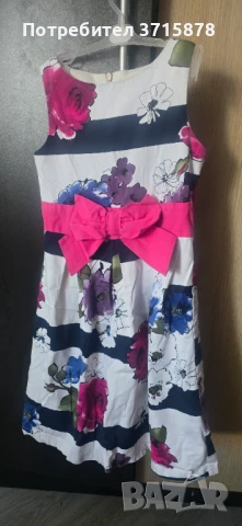 Детска рокля 152 см. 