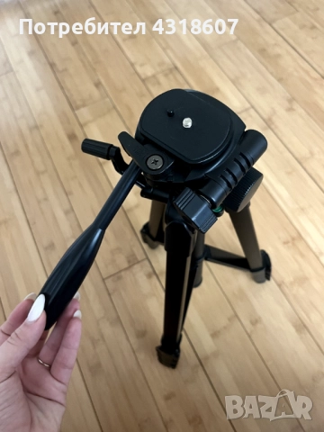 Статив Velbon EX-888, снимка 4 - Чанти, стативи, аксесоари - 52987133