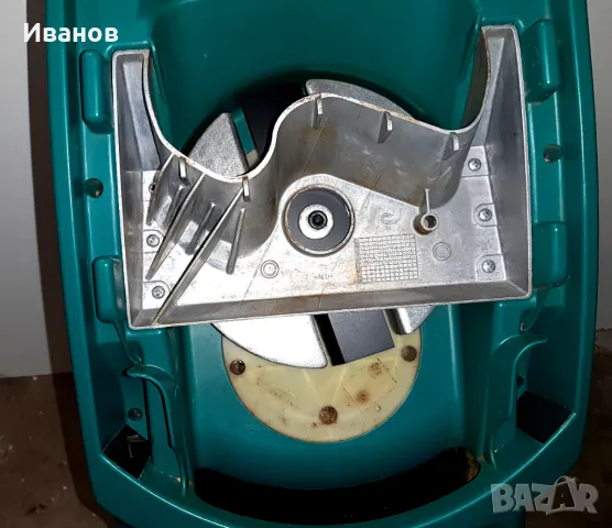 BOSCH AXT Rapid 2200 Шредер за клони, снимка 3 - Други инструменти - 49093732