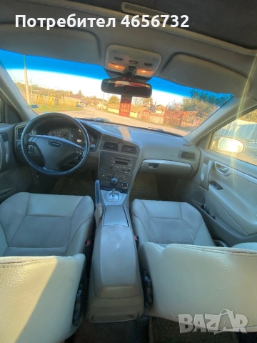 Продавам Волво S60 2.4D, снимка 6 - Автомобили и джипове - 52486670