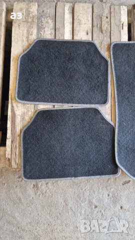 Универсални стелки за автомобил, снимка 4 - Аксесоари и консумативи - 51145706