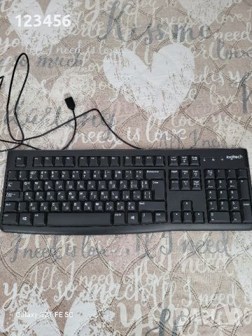 Продавам клавиатура , снимка 1 - Клавиатури и мишки - 45297334