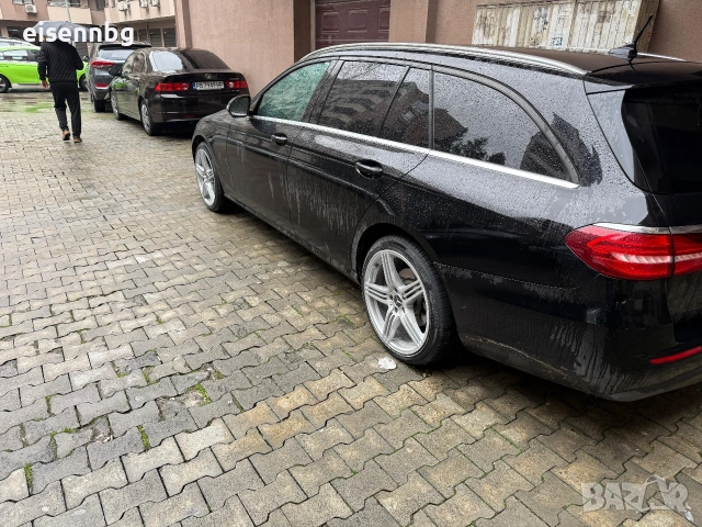 Mercedes E-200D W-213 9Tronic, снимка 7 - Автомобили и джипове - 54072007