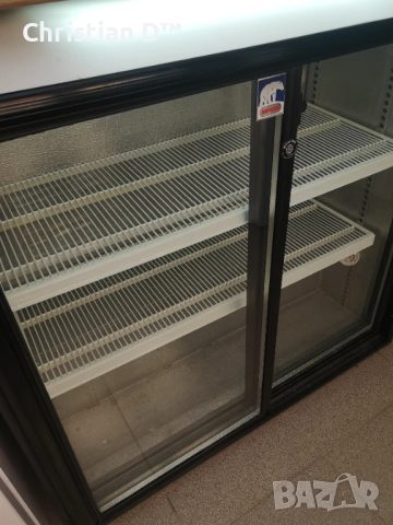 Подбарова хладилна витрина , снимка 3 - Обзавеждане за заведение - 51874344