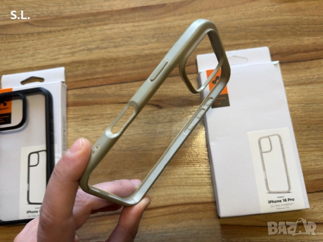 Spigen калъфи/Iphone 16 pro, снимка 5 - Калъфи, кейсове - 53657520